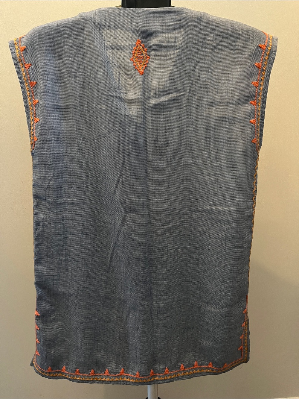 THML Blue Embroidered Sleeveless Tunic Top - Size Small - Picture 8 of 8